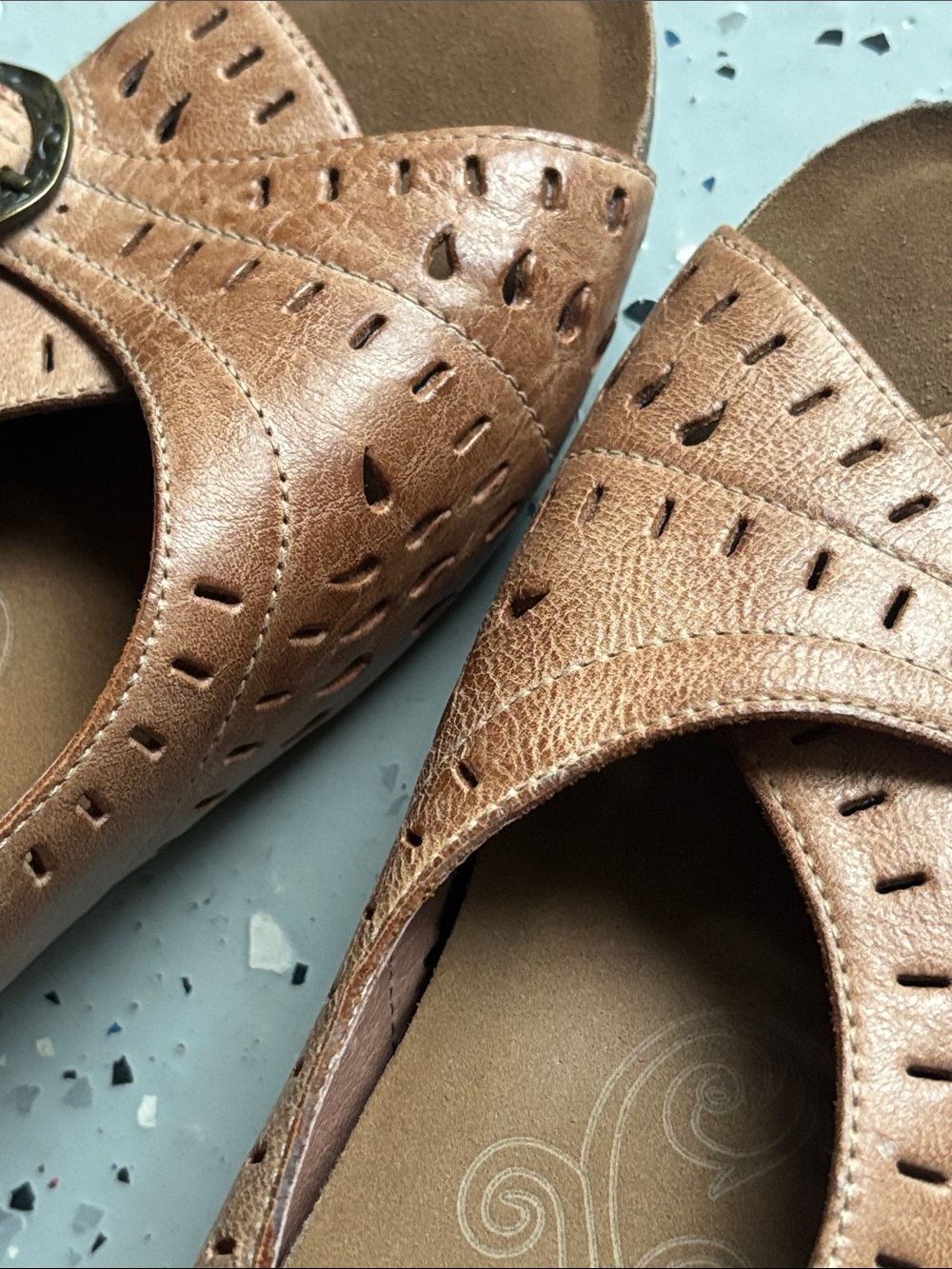 Taos Footwear Slingback Sandals - Picture 3 of 4